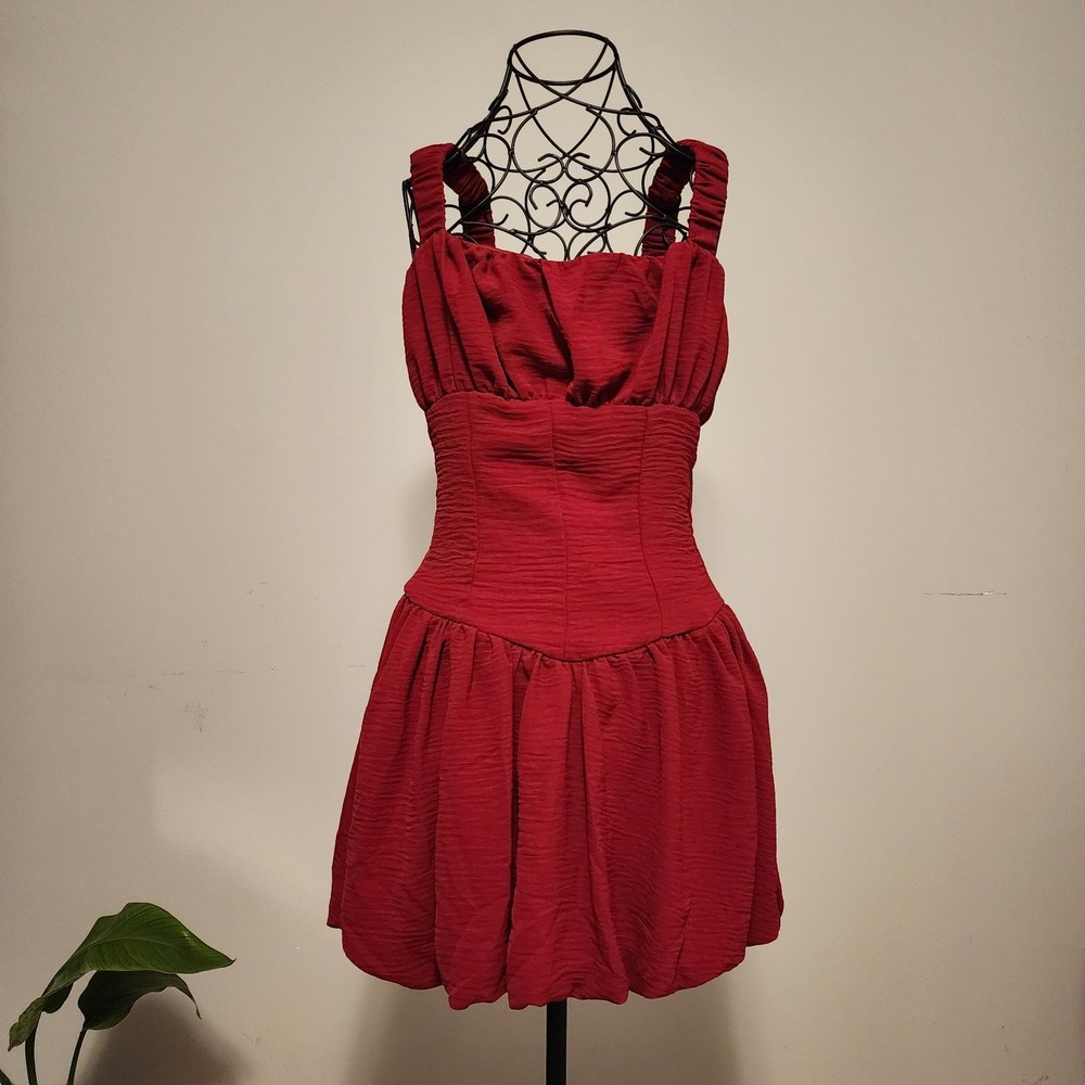 Urban Outfitters Red Ruched Bubble Hem Mini Dress Textured Fit & Flare Size S - Picture 1 of 7